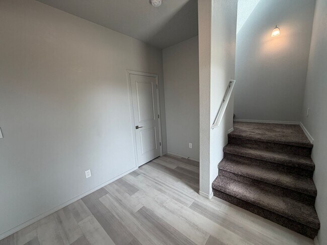 Building Photo - 3 Bedroom New Build Town Home in Mesa Del Sol Near Netflix Studios!