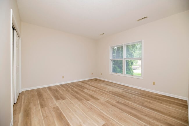 Building Photo - 3617 Augusta Dr