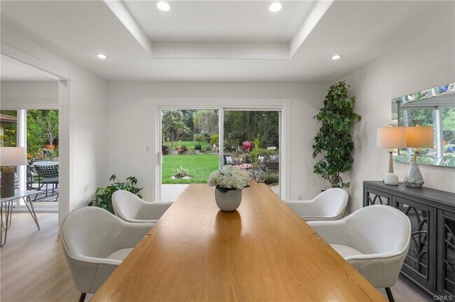 Building Photo - 18760 Wells Dr