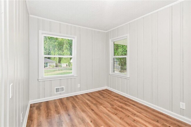 Building Photo - 1598 San Gabriel Ave