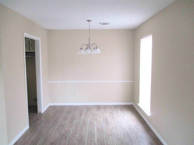 Building Photo - 5506 Deep Forest Dr