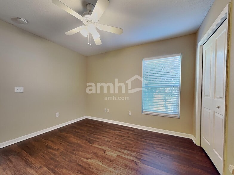 Building Photo - 1531 Kish Blvd