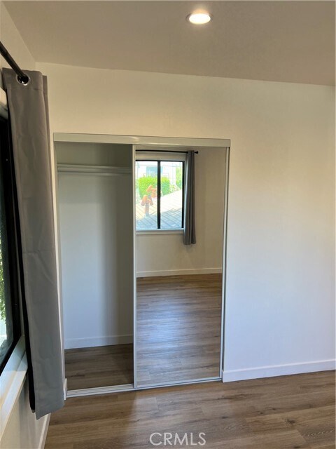 Building Photo - 12660 Oxnard St