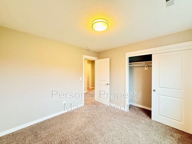 Building Photo - 4501 NE 91st Way