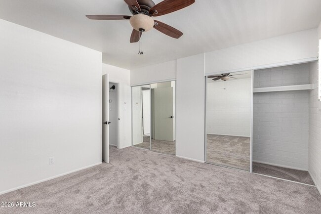 Building Photo - 4848 N Woodmere Fairway