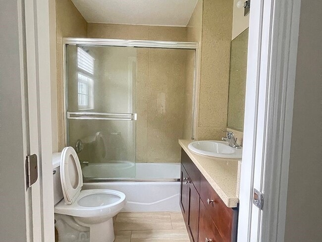 Building Photo - 5794 Burnham Ave