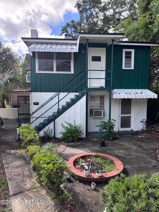 Building Photo - 1746 Ingleside Ave