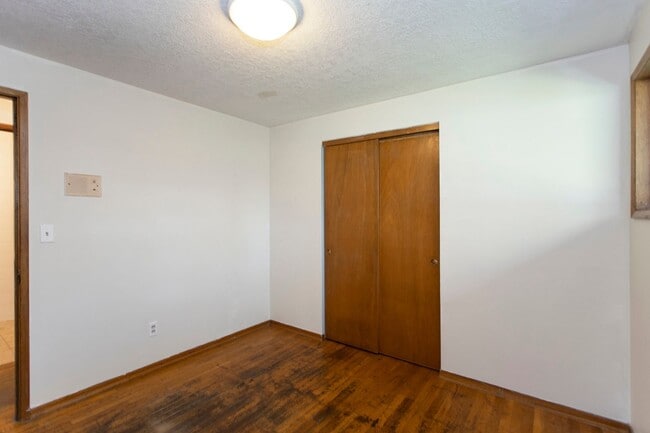 Building Photo - Available Beautiful Single-Level Home with...