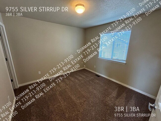 Building Photo - 9755 Silver Stirrup Dr