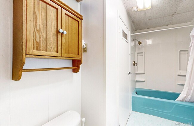 Building Photo - 498 NY-52