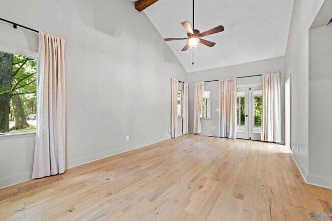 Building Photo - 7705 Foxfire Dr SE