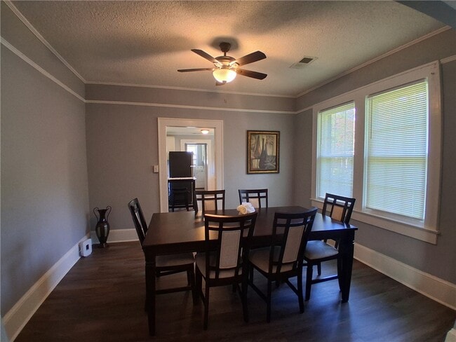 Building Photo - 506 Pinckney St