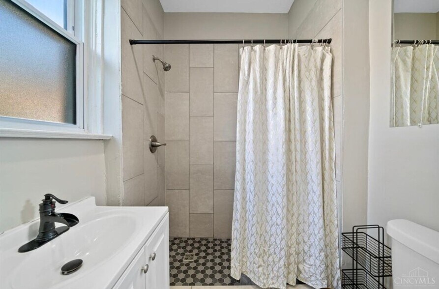Building Photo - 5261 Waltella Pl