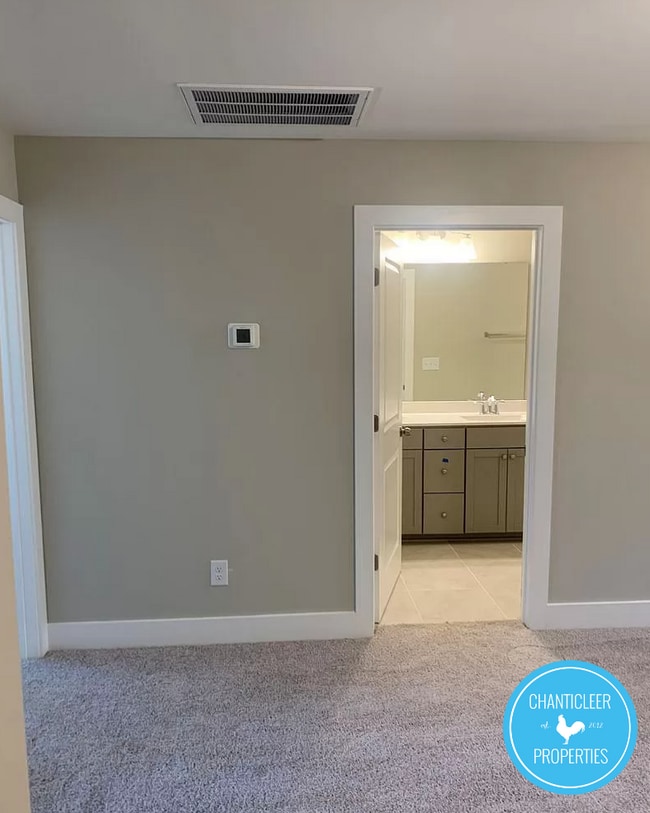 Building Photo - 1745 Eastfall St