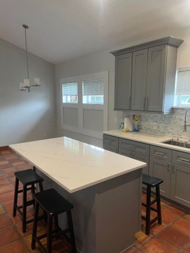 Building Photo - 8805 SE Riverfront Terrace