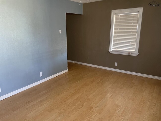 Building Photo - 1615 Oceola Ave