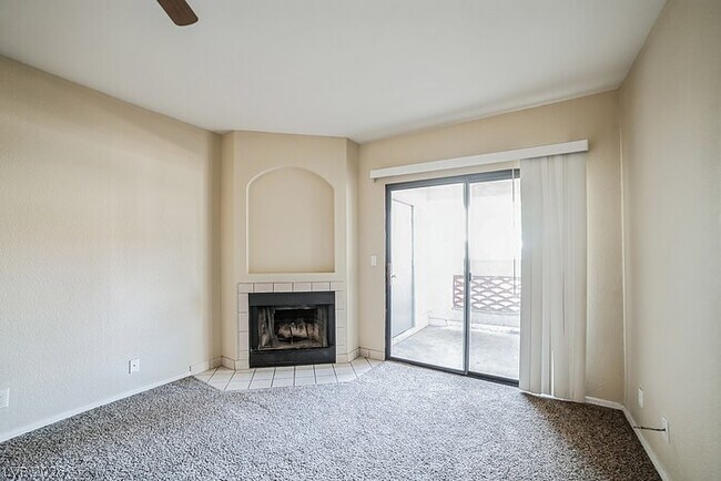Building Photo - 8455 W Sahara Ave