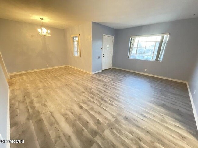 Building Photo - 316 Barcelona Dr