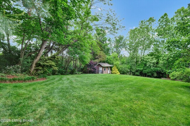 Building Photo - 560 N Hubbards Ln