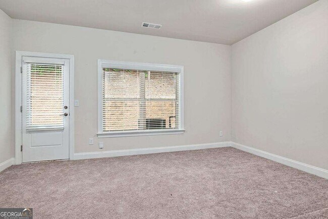 Building Photo - 1395 Harris Way S