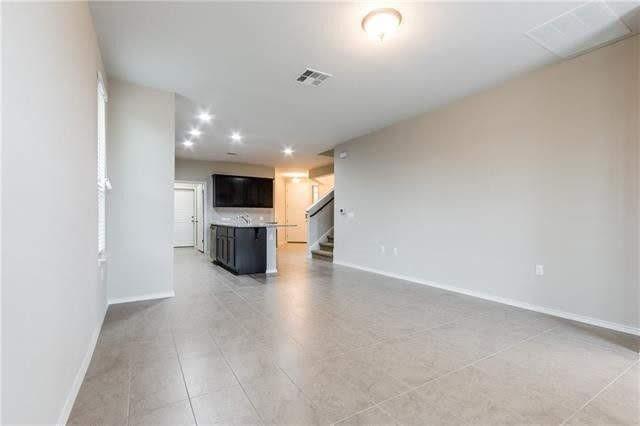 Building Photo - 9529 Hunter Ln