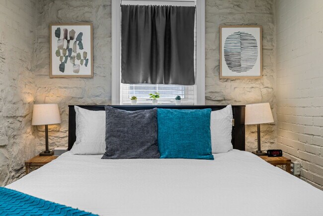 Building Photo - 4600 McPherson Ave