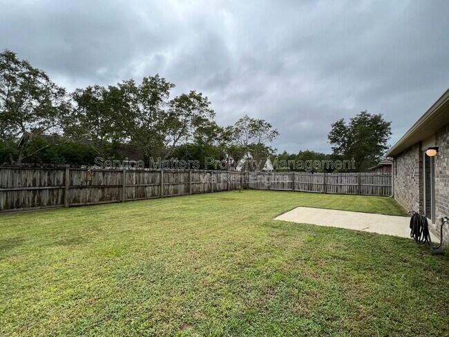 Building Photo - 6175 Chester Dr