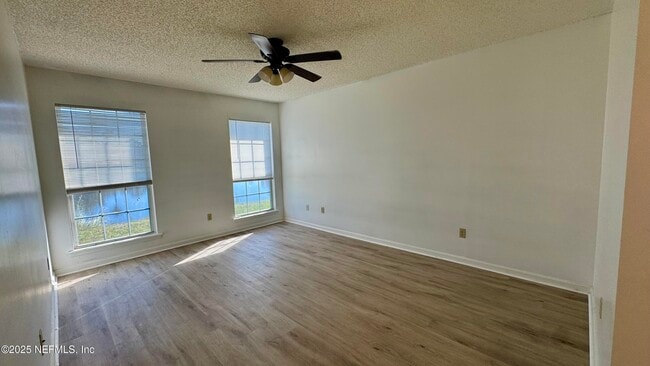 Building Photo - 3696 Barbizon Cir N