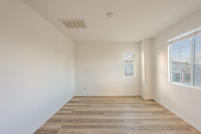 Building Photo - 8635 Festival St