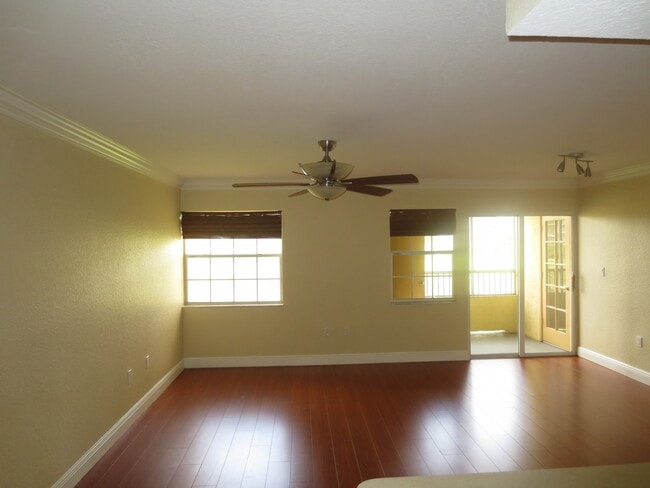 Building Photo - 2841 N Oakland Forest Dr