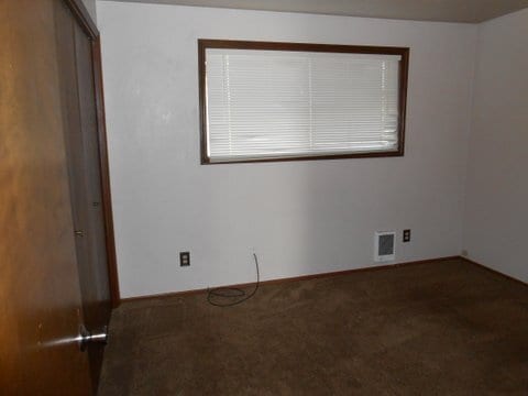 Building Photo - 3 Bedroom House in Newport!