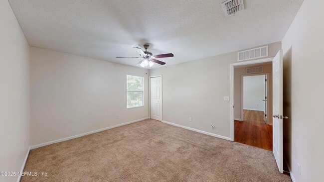 Building Photo - 5000 Magnolia Valley Dr