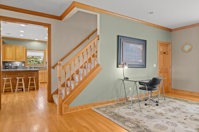 Building Photo - 1580 E Shore Dr