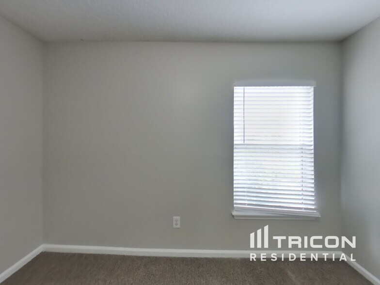 Building Photo - 3582 White Cow Ct