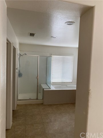 Building Photo - 23547 Karen Pl