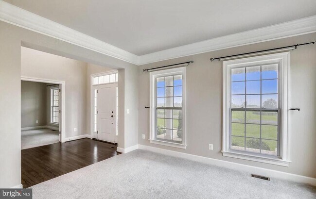 Building Photo - 14673 Falconaire Pl