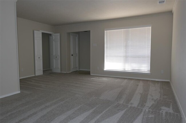 Building Photo - 6317 Rincon Way