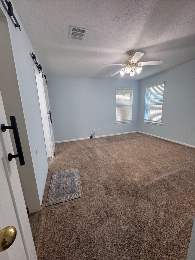 Building Photo - 18923 Larkspur Hills Dr