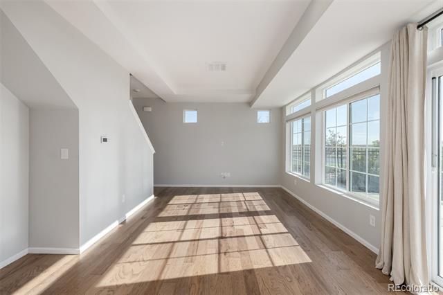 Building Photo - 26116 E Byers Pl