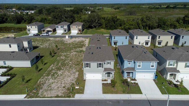 Building Photo - 1296 Cascades Ave