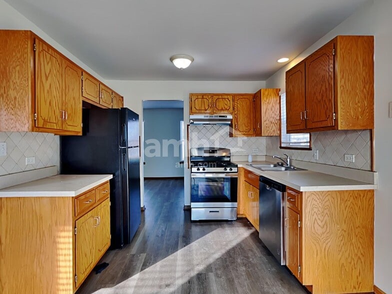 Building Photo - 4710 Peacock Ln