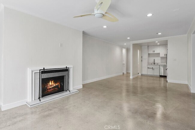 Building Photo - 200 McNeil Ln