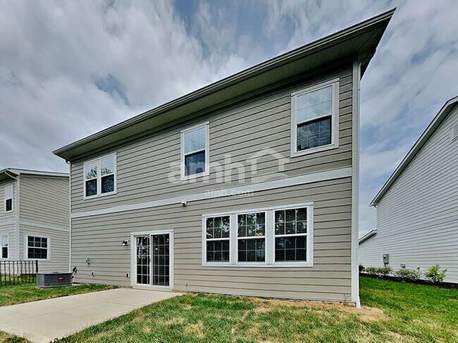 Building Photo - 8276 Northpoint Dr