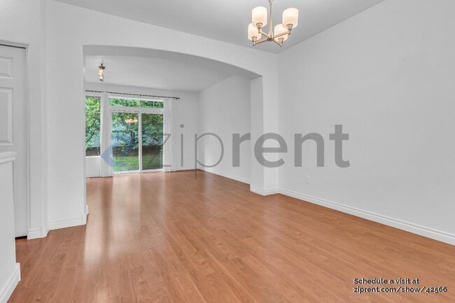 Building Photo - 14387 SW Barrows Rd