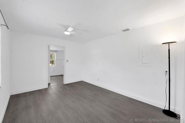 Building Photo - 11448 68th St N