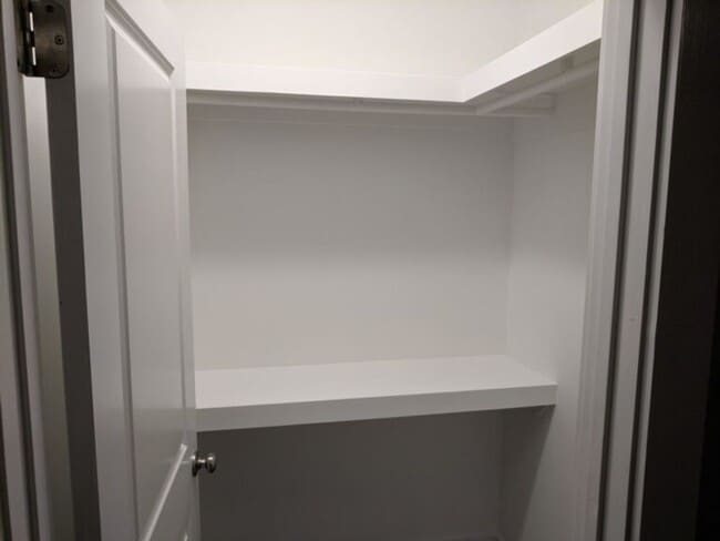 Building Photo - 1 mile to FSU 4 Bedroom 4 Bath - Upscale House