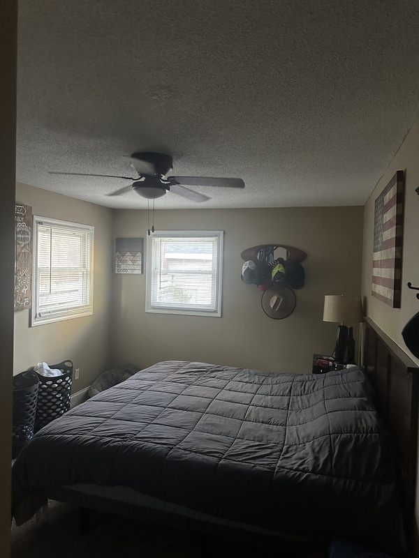 Building Photo - 320 30th St Dr SE