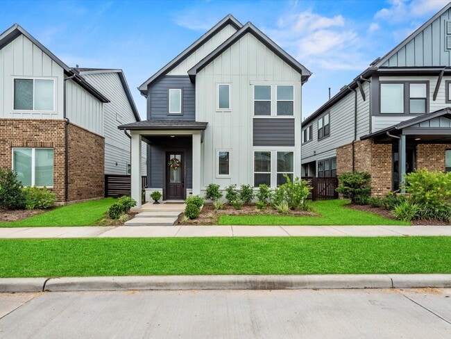 Primary Photo - 18523 Vivacious Ln