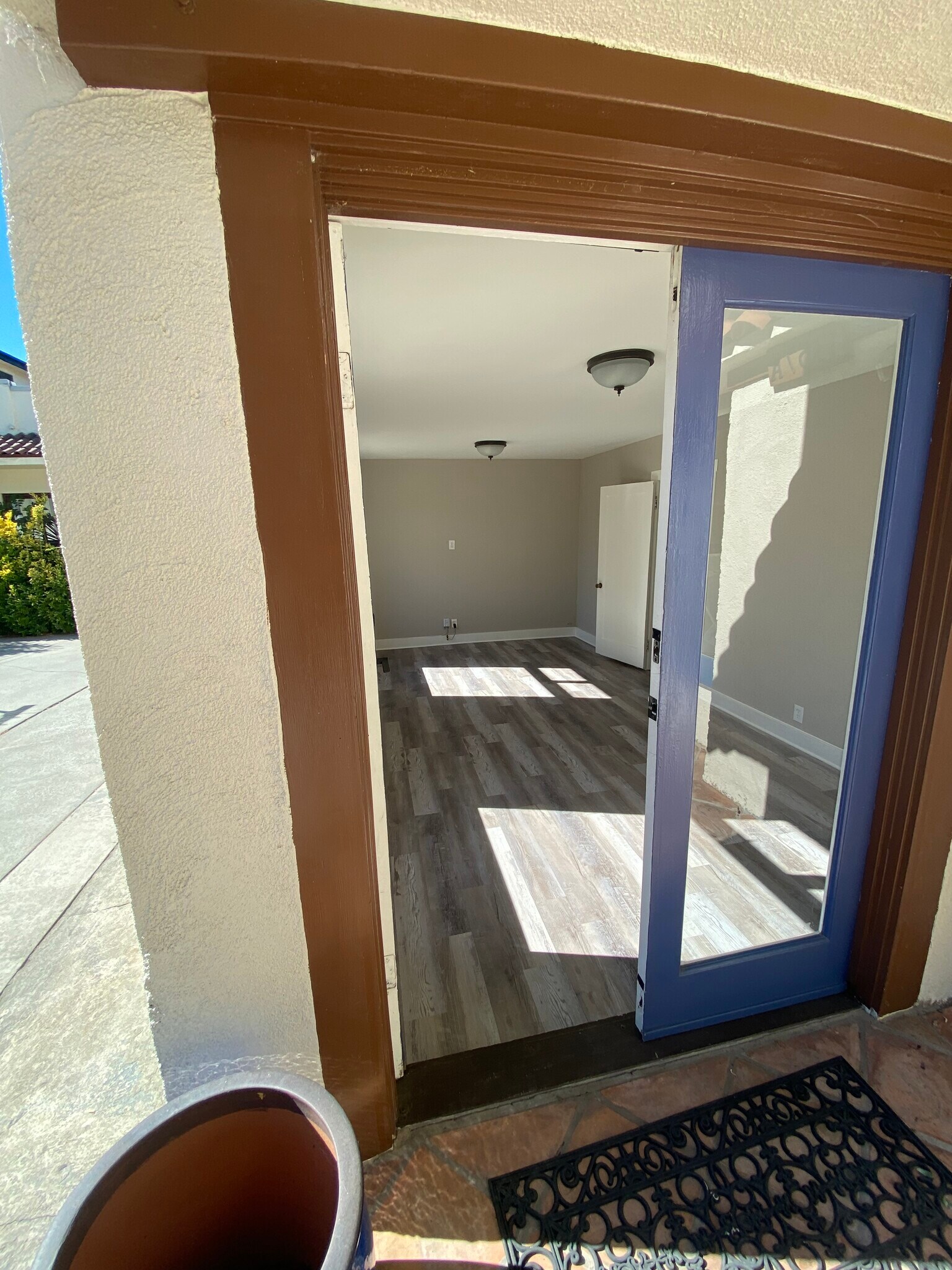 Building Photo - 1357 E Orange Grove Blvd
