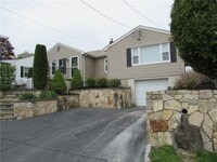 Building Photo - 189 Curry Rd